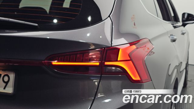 Hyundai Santafe 2021 — photo 9