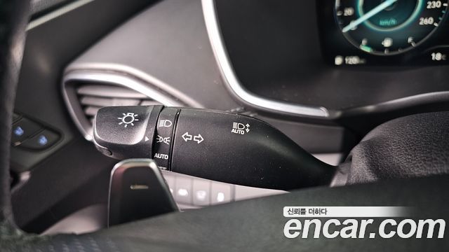 Hyundai Santafe 2021 — photo 28