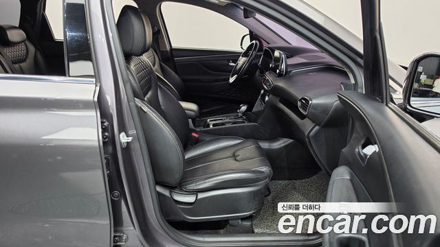Hyundai Santafe 2019 — photo 11
