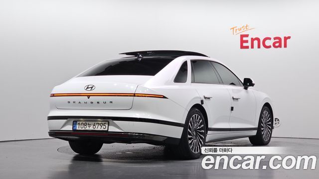 Hyundai Grandeur 2023 — photo 2