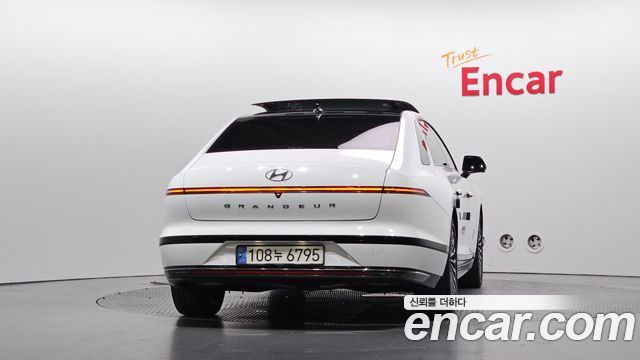Hyundai Grandeur 2023 — photo 4