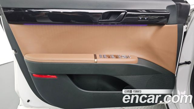 Hyundai Grandeur 2023 — photo 14