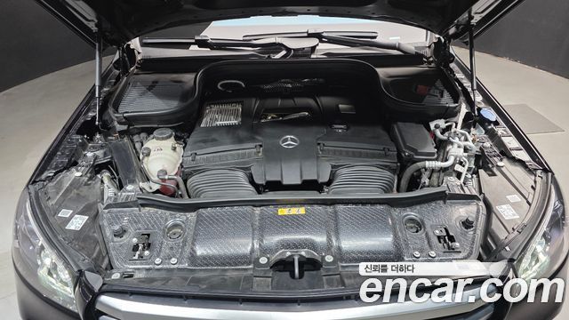 Mercedes-Benz GLS-Class 2024 — photo 6
