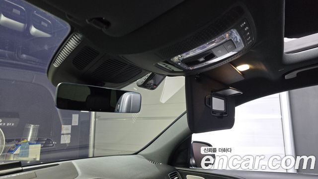 Mercedes-Benz GLS-Class 2024 — photo 33