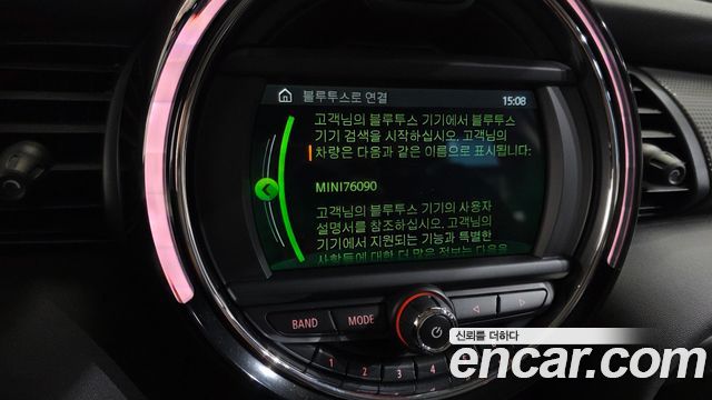 Mini Cooper 2020 — photo 23