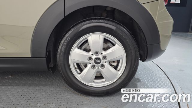 Mini Cooper 2020 — photo 7