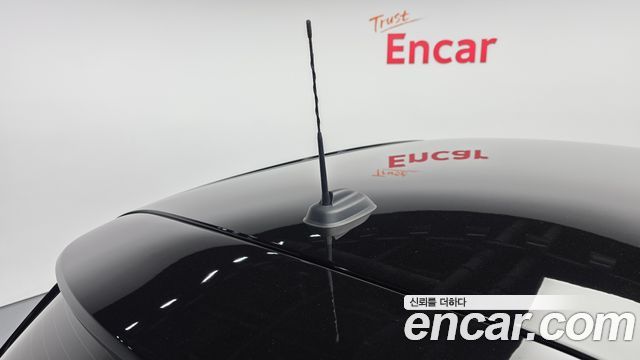 Mini Cooper 2020 — photo 31