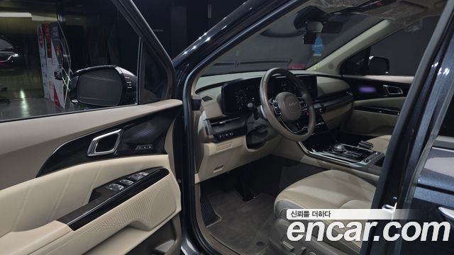 Kia Canival 2022 — photo 10