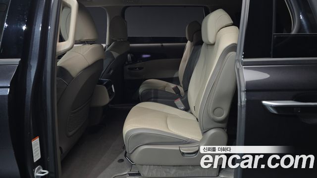 Kia Canival 2022 — photo 12
