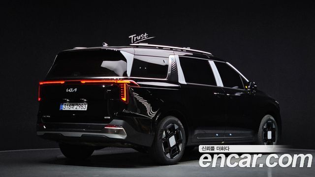 Kia Canival 2027 — photo 2