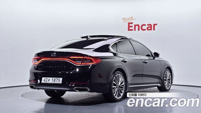 Hyundai Grandeur 2018 — photo 2