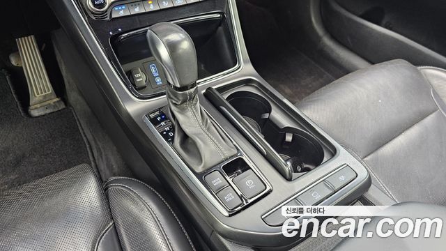 Hyundai Grandeur 2018 — photo 9
