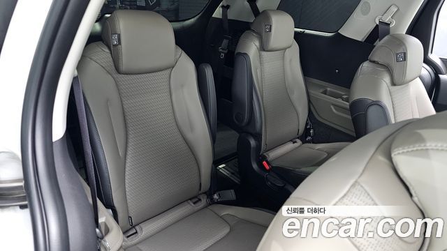 Kia Canival 2025 — photo 17