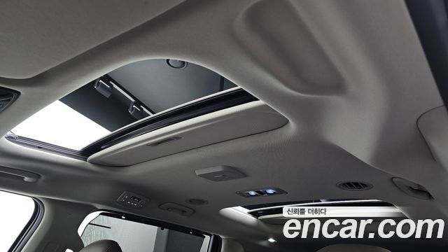 Kia Canival 2025 — photo 26