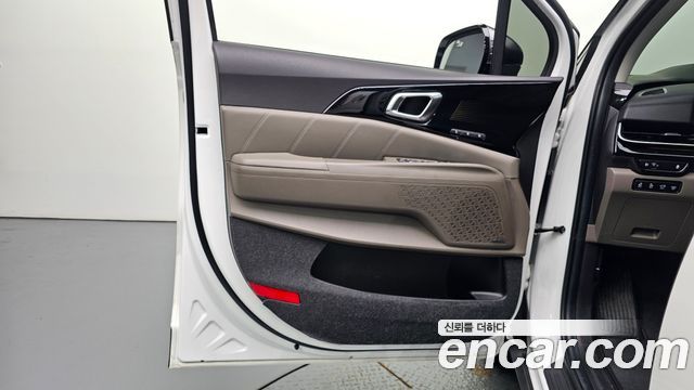 Kia Canival 2025 — photo 14