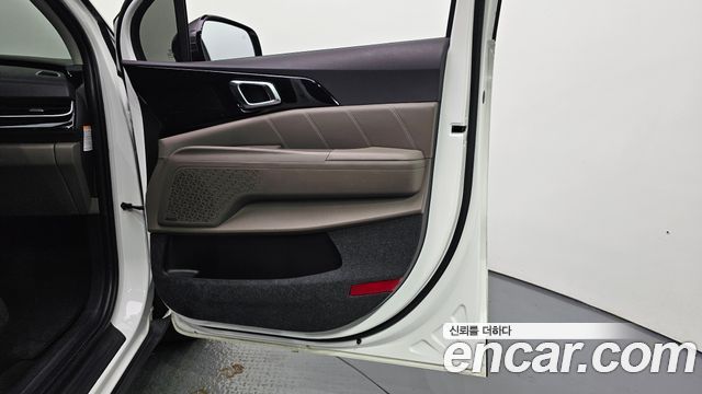 Kia Canival 2025 — photo 15