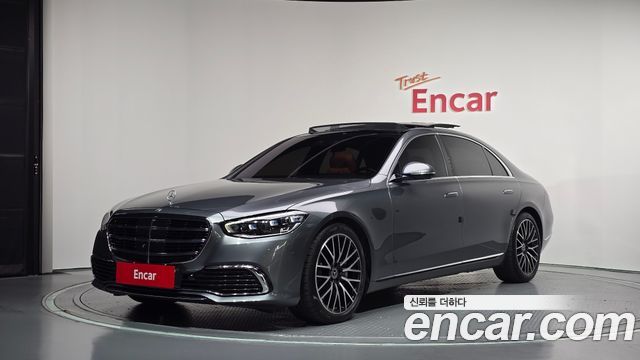 Mercedes-Benz S-Class 2022 — photo 1