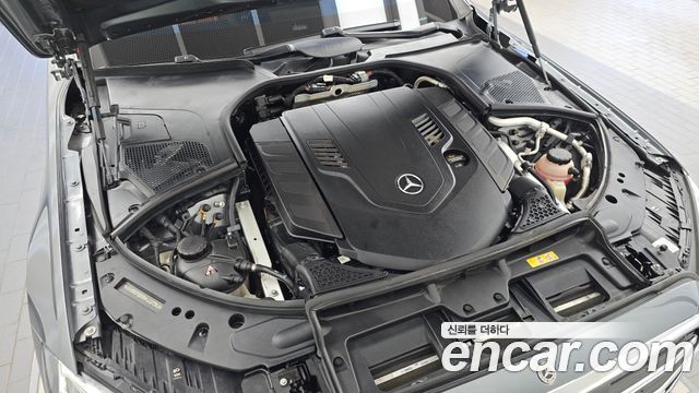 Mercedes-Benz S-Class 2022 — photo 6
