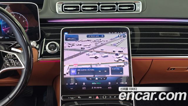 Mercedes-Benz S-Class 2022 — photo 18
