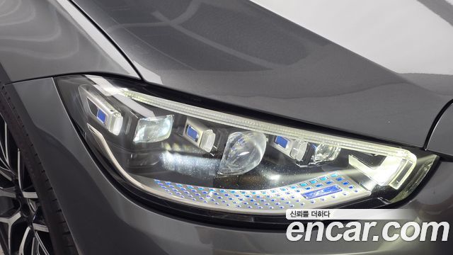 Mercedes-Benz S-Class 2022 — photo 8