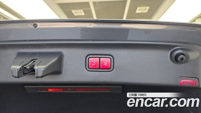 Mercedes-Benz S-Class 2022 — photo 31