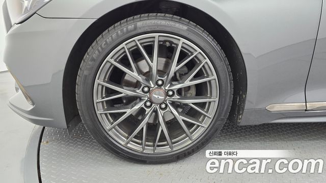 Genesis G80 2018 — photo 5