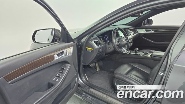 Genesis G80 2018 — photo 10