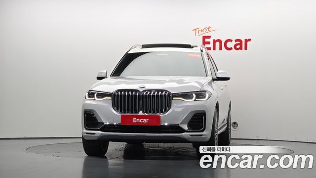 BMW X7 2021 — photo 3