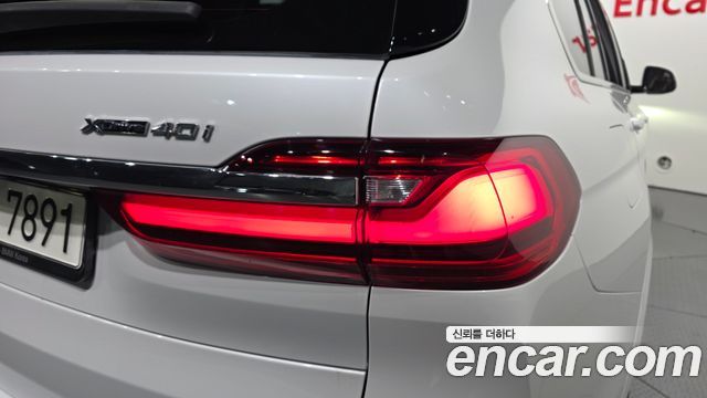 BMW X7 2021 — photo 9