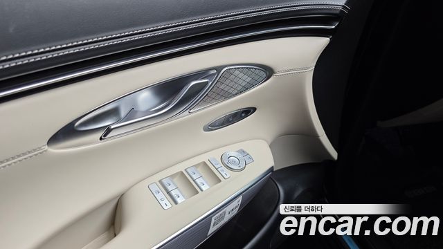 Genesis GV70 2024 — photo 25