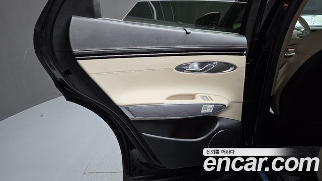 Genesis GV70 2024 — photo 15