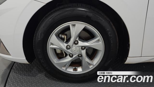 Hyundai AVANTE 2021 — photo 5