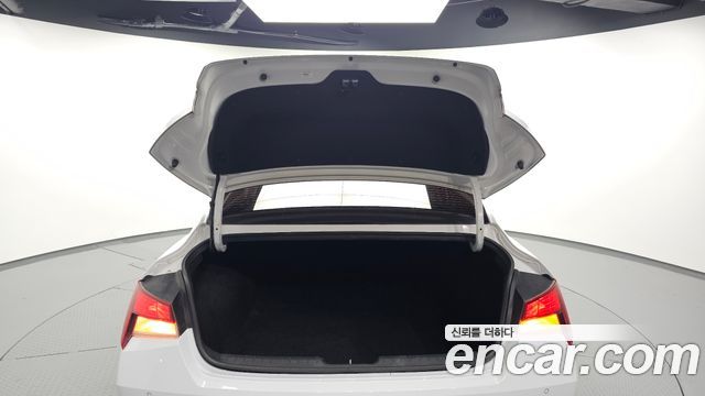 Hyundai AVANTE 2021 — photo 26