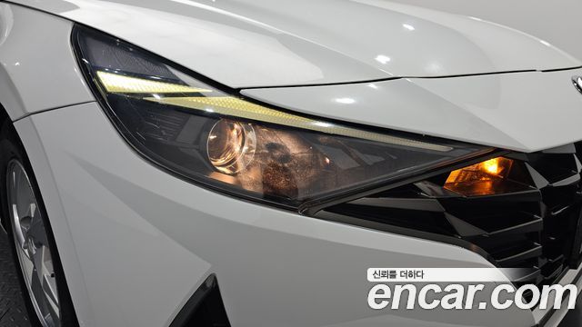 Hyundai AVANTE 2021 — photo 8