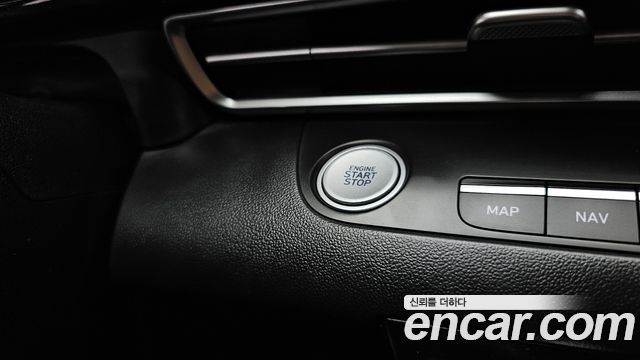 Hyundai AVANTE 2021 — photo 28