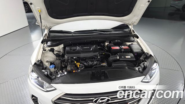 Hyundai AVANTE 2016 — photo 6
