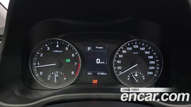 Hyundai AVANTE 2016 — photo 11