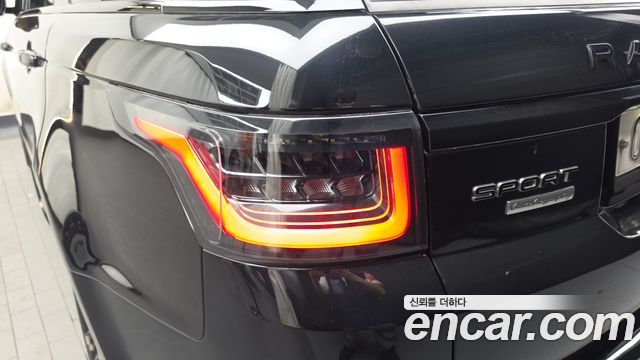 Land Rover Range Rover Sport 2019 — photo 9