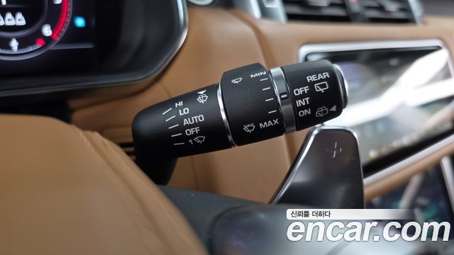 Land Rover Range Rover Sport 2019 — photo 28
