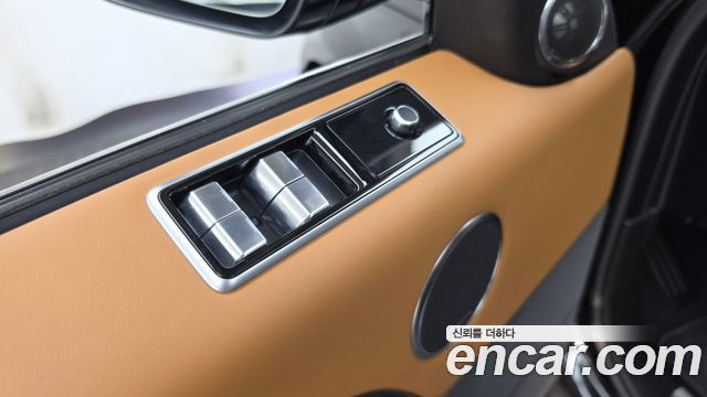 Land Rover Range Rover Sport 2019 — photo 29