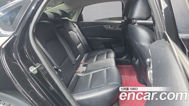 Kia K3 2019 — photo 18