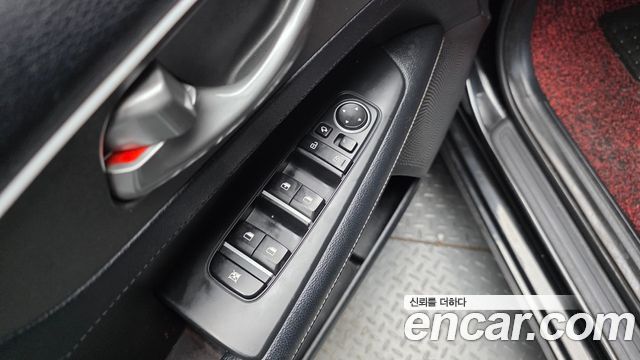 Kia K3 2019 — photo 30