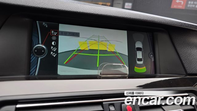 BMW 5-Series 2013 — photo 23