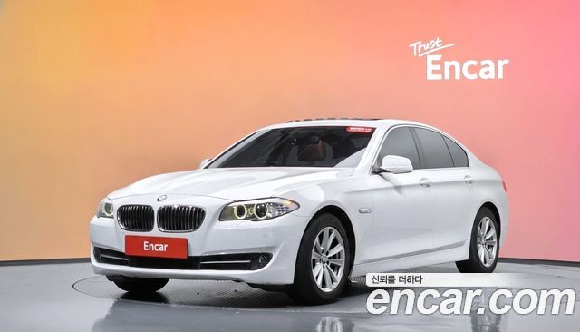 BMW 5-Series 2013 — photo 1