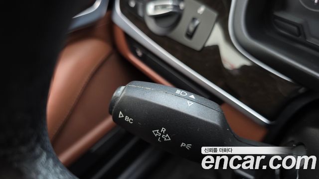 BMW 5-Series 2013 — photo 29