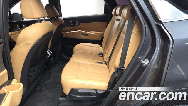 Kia Sorento 2021 — photo 17