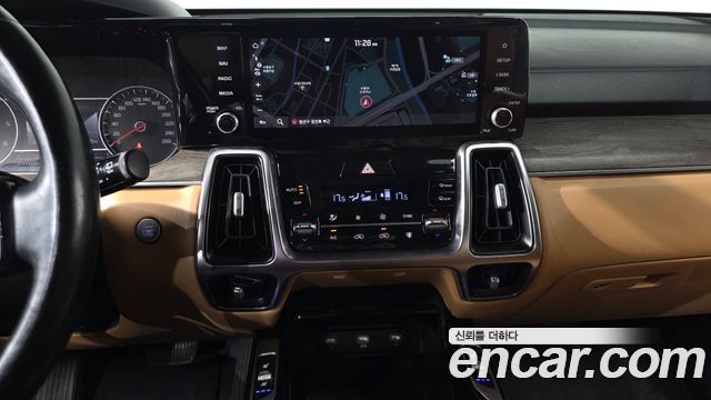 Kia Sorento 2021 — photo 18
