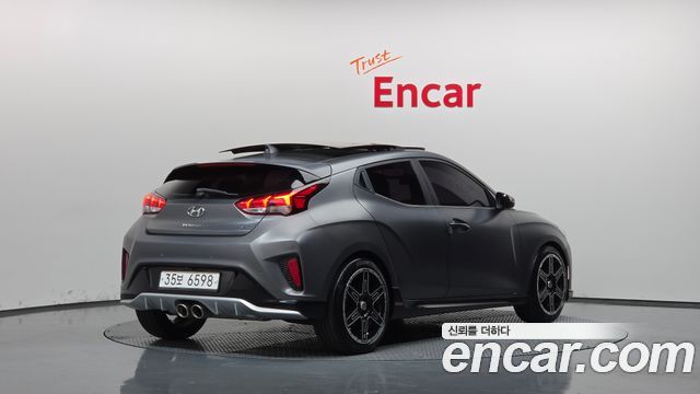 Hyundai Veloster 2018 — photo 2