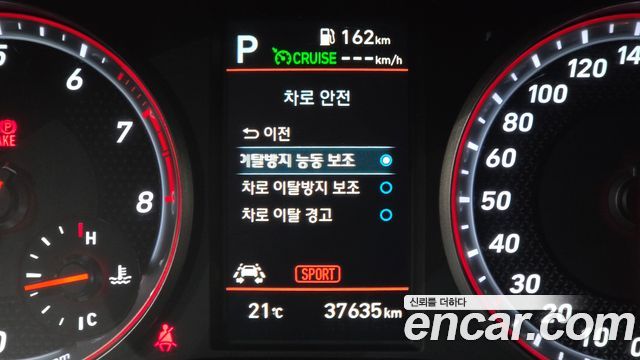 Hyundai Veloster 2018 — photo 27