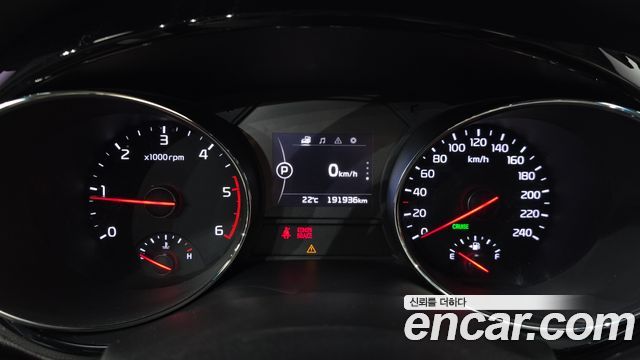 Kia Canival 2017 — photo 11